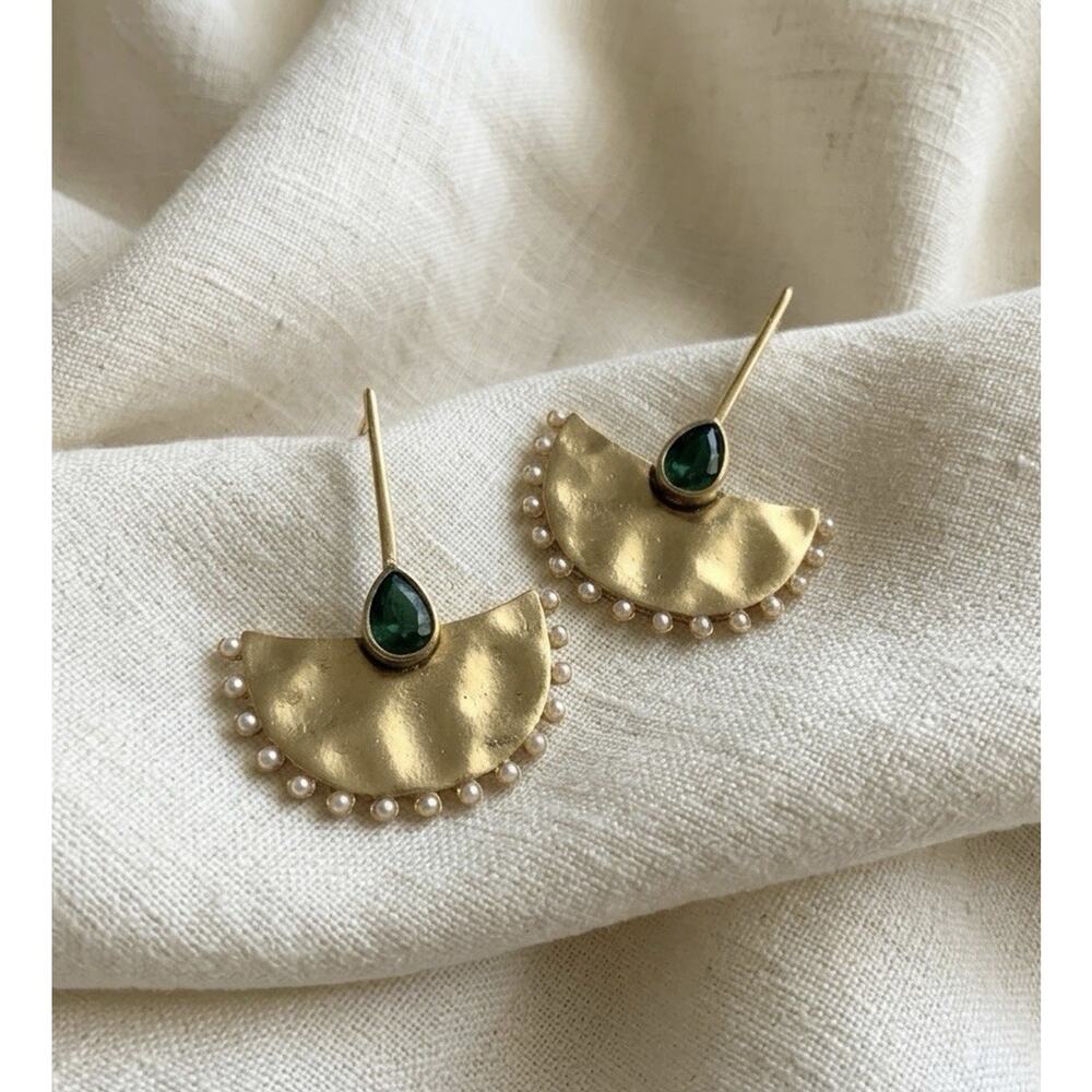 Artisan Fan Gold Earrings Museum Pearl Crystal Hammered Sundance Boho Teardrop - Picture 4 of 7